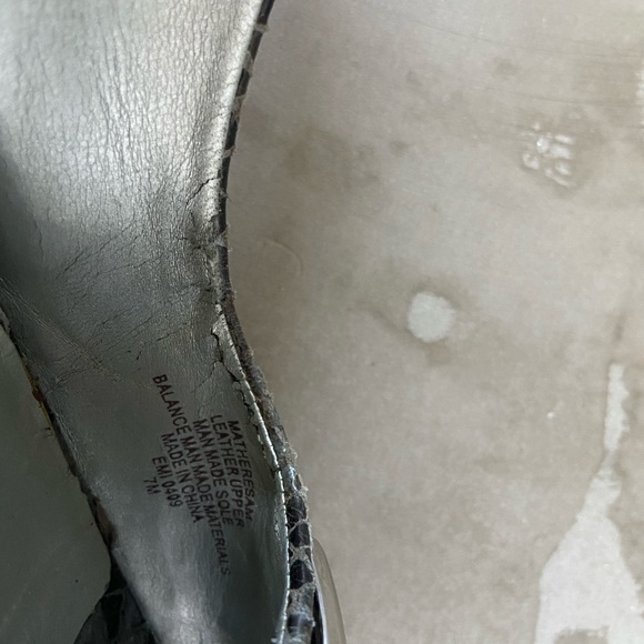 Anne Klein Gray Leather Snakeskin Slingbacks - Picture 4 of 6